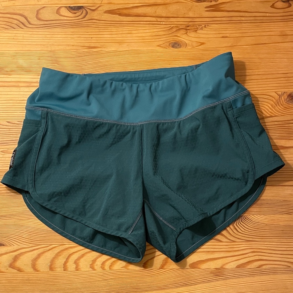 Oiselle Roga Women's Shorts Size 4 - Teal